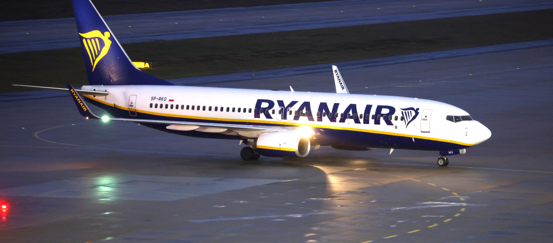 Ryanair CEO-su €100 Milyon Bonus Üçün Səhmləri Uçurmağa Çalışır